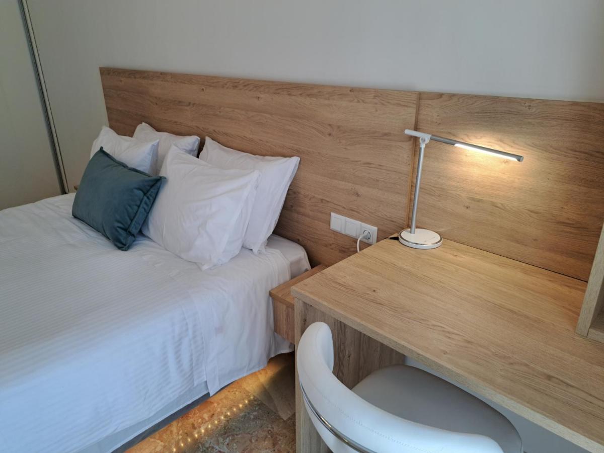 Luxury Suite Patras Bagian luar foto