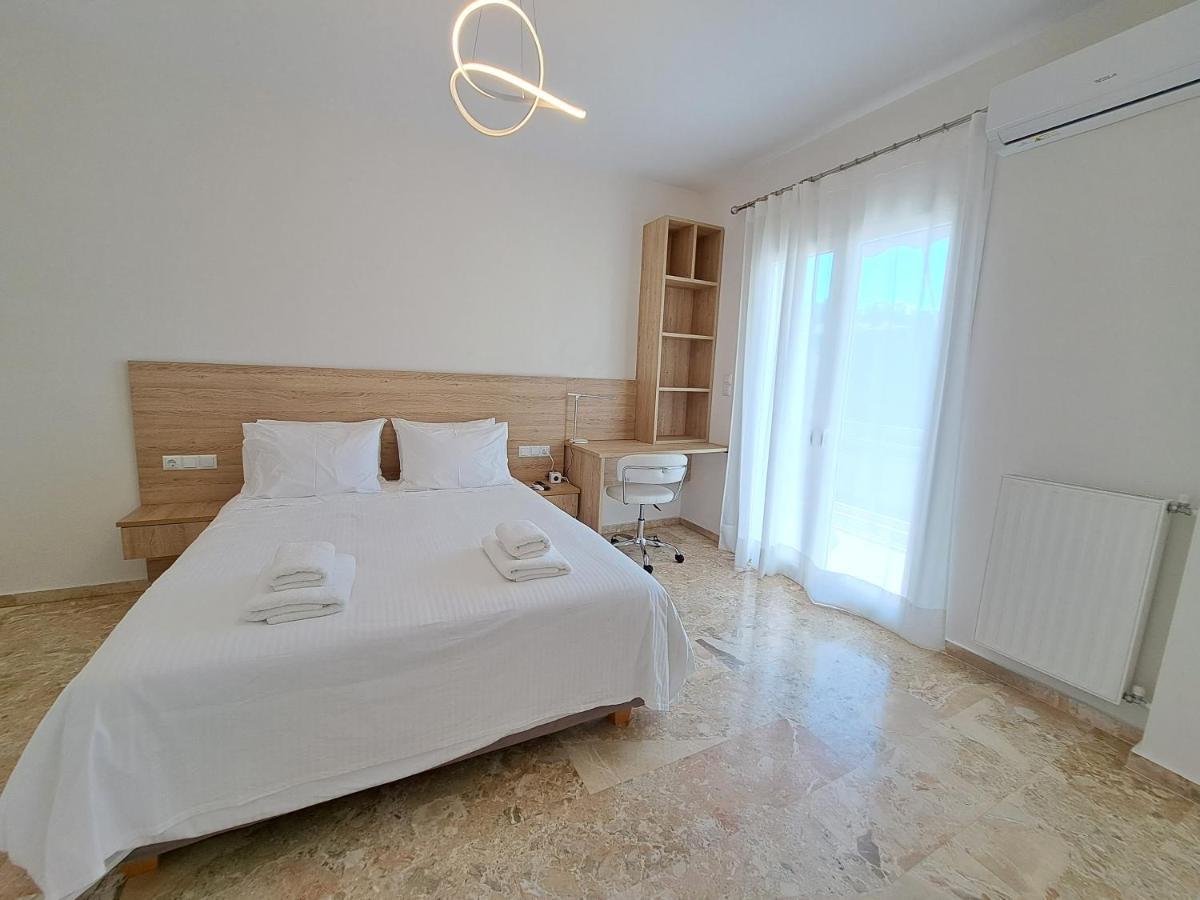 Luxury Suite Patras Bagian luar foto